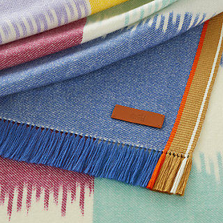 カラフルなスカーフ♪【HERMES】 Etole Ikat Barres d'Obstacles Ikat Barres d'Obstacles stole | Hermès Norway